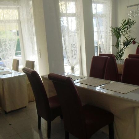 Gaestehaus Tante Tienchen 7 Minuten Zu Fuss Zum Europa Park , Plus Kostenloses Parkplatzticket Rulantica ,Alle Unsere Suiten Haben Einen Balkon Руст Экстерьер фото
