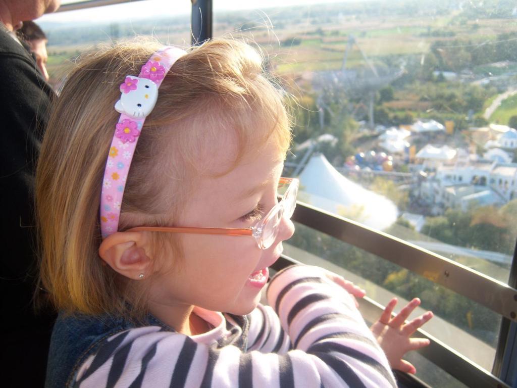Gaestehaus Tante Tienchen 7 Minuten Zu Fuss Zum Europa Park , Plus Kostenloses Parkplatzticket Rulantica ,Alle Unsere Suiten Haben Einen Balkon Руст Экстерьер фото