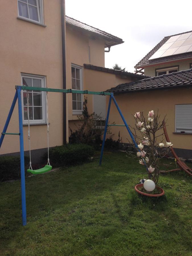 Gaestehaus Tante Tienchen 7 Minuten Zu Fuss Zum Europa Park , Plus Kostenloses Parkplatzticket Rulantica ,Alle Unsere Suiten Haben Einen Balkon Руст Экстерьер фото