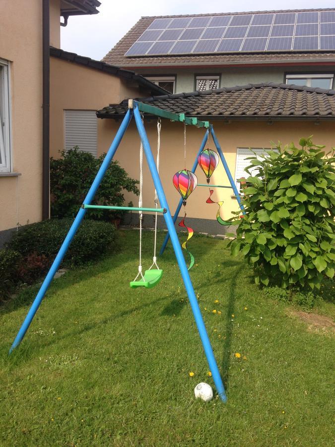 Gaestehaus Tante Tienchen 7 Minuten Zu Fuss Zum Europa Park , Plus Kostenloses Parkplatzticket Rulantica ,Alle Unsere Suiten Haben Einen Balkon Руст Экстерьер фото