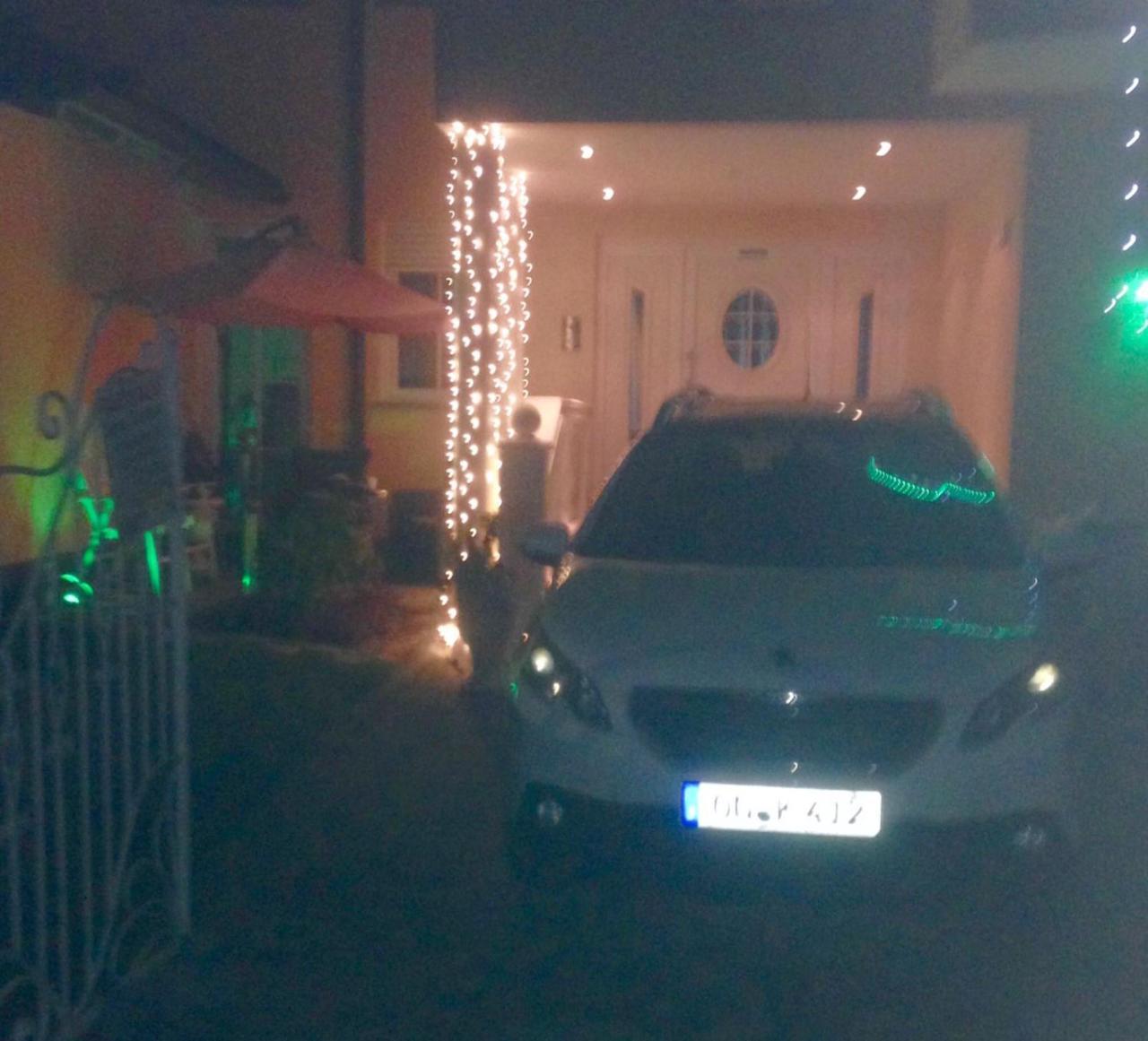 Gaestehaus Tante Tienchen 7 Minuten Zu Fuss Zum Europa Park , Plus Kostenloses Parkplatzticket Rulantica ,Alle Unsere Suiten Haben Einen Balkon Руст Экстерьер фото